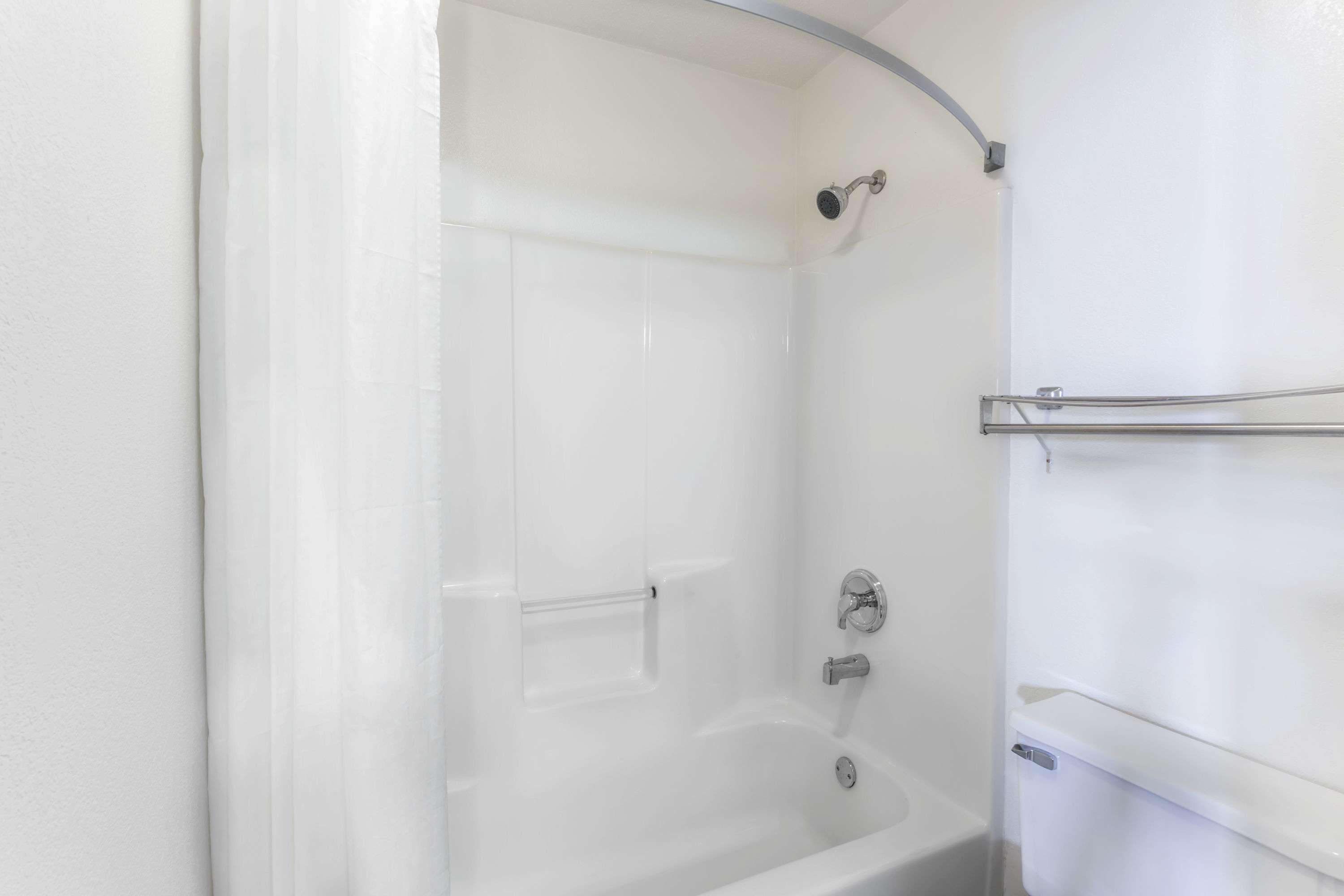 Super 8 By Wyndham Yorkville Ngoại thất bức ảnh